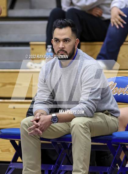 Thumbnail 1 in Buchanan vs. Kerman photogallery.
