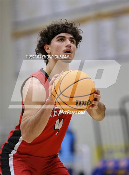 Thumbnail 2 in Buchanan vs. Kerman photogallery.