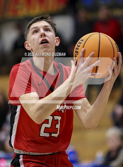Thumbnail 3 in Buchanan vs. Kerman photogallery.