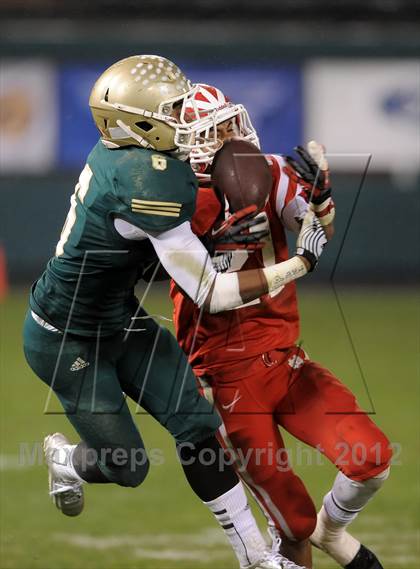 Thumbnail 3 in Long Beach Poly vs. Mater Dei (CIF SS PAC-5 Division Final) photogallery.