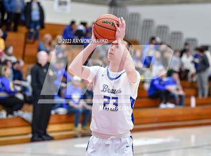 Thumbnail 2 in Ft Wayne Blackhawk Christian v 21st Century Gary (IHSAA 2A Semifinal) photogallery.