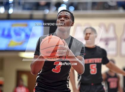 Thumbnail 2 in Ft Wayne Blackhawk Christian v 21st Century Gary (IHSAA 2A Semifinal) photogallery.