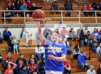 Thumbnail 3 in Ft Wayne Blackhawk Christian v 21st Century Gary (IHSAA 2A Semifinal) photogallery.