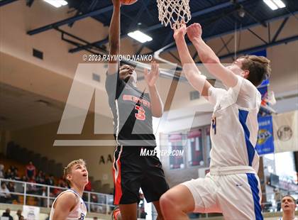 Thumbnail 1 in Ft Wayne Blackhawk Christian v 21st Century Gary (IHSAA 2A Semifinal) photogallery.