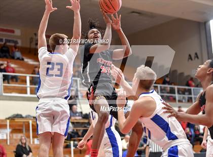 Thumbnail 1 in Ft Wayne Blackhawk Christian v 21st Century Gary (IHSAA 2A Semifinal) photogallery.