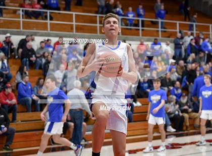 Thumbnail 2 in Ft Wayne Blackhawk Christian v 21st Century Gary (IHSAA 2A Semifinal) photogallery.