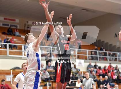 Thumbnail 2 in Ft Wayne Blackhawk Christian v 21st Century Gary (IHSAA 2A Semifinal) photogallery.
