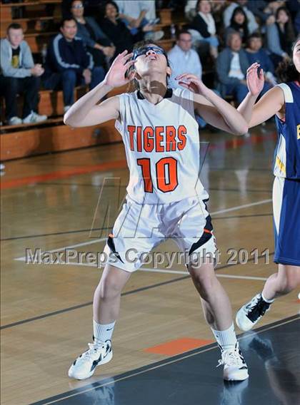 Thumbnail 2 in El Segundo vs. South Pasadena (San Gabriel Valley Classic) photogallery.