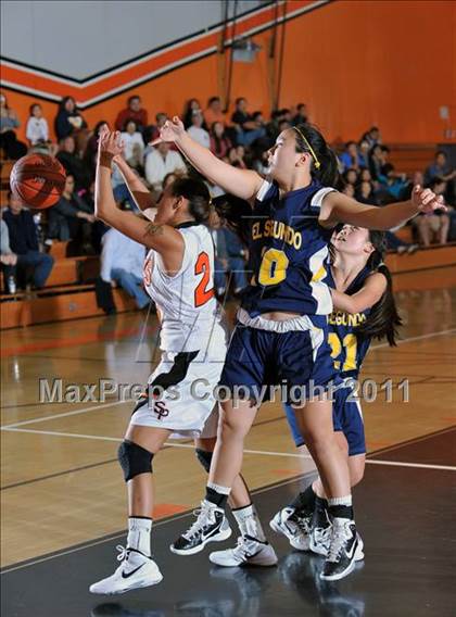 Thumbnail 1 in El Segundo vs. South Pasadena (San Gabriel Valley Classic) photogallery.