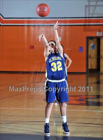 Thumbnail 2 in El Segundo vs. South Pasadena (San Gabriel Valley Classic) photogallery.