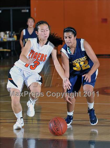 Thumbnail 2 in El Segundo vs. South Pasadena (San Gabriel Valley Classic) photogallery.