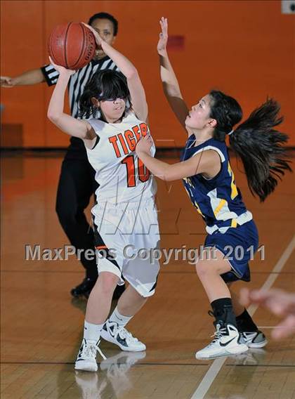 Thumbnail 2 in El Segundo vs. South Pasadena (San Gabriel Valley Classic) photogallery.