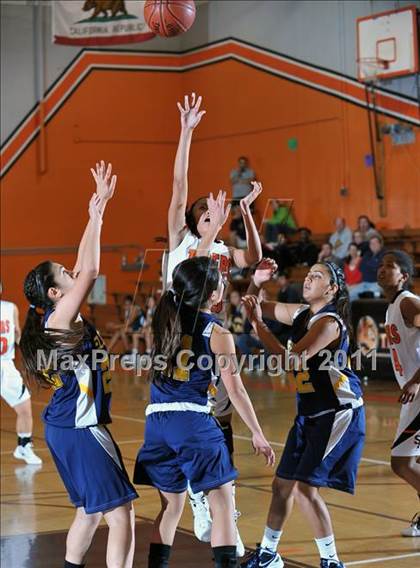 Thumbnail 1 in El Segundo vs. South Pasadena (San Gabriel Valley Classic) photogallery.