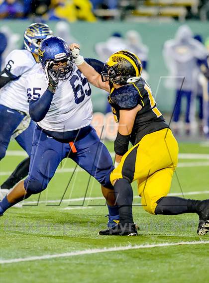 Thumbnail 2 in Elk Grove vs. Del Oro (CIF SJS D2 Final) photogallery.