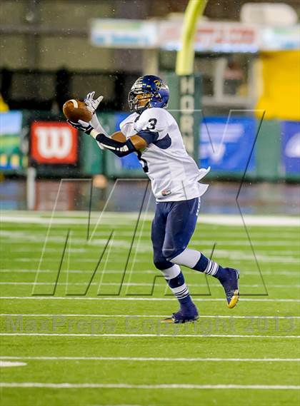 Thumbnail 2 in Elk Grove vs. Del Oro (CIF SJS D2 Final) photogallery.