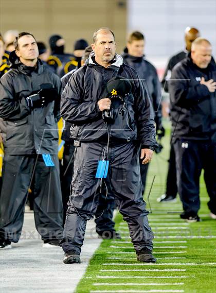 Thumbnail 2 in Elk Grove vs. Del Oro (CIF SJS D2 Final) photogallery.