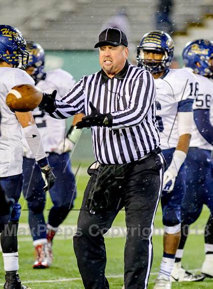 Thumbnail 1 in Elk Grove vs. Del Oro (CIF SJS D2 Final) photogallery.