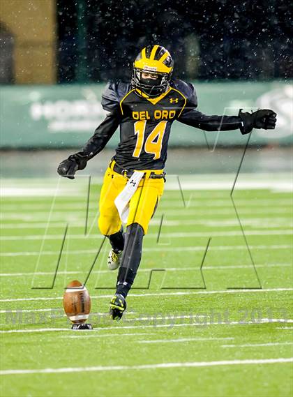 Thumbnail 2 in Elk Grove vs. Del Oro (CIF SJS D2 Final) photogallery.
