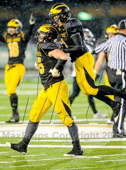 Thumbnail 2 in Elk Grove vs. Del Oro (CIF SJS D2 Final) photogallery.