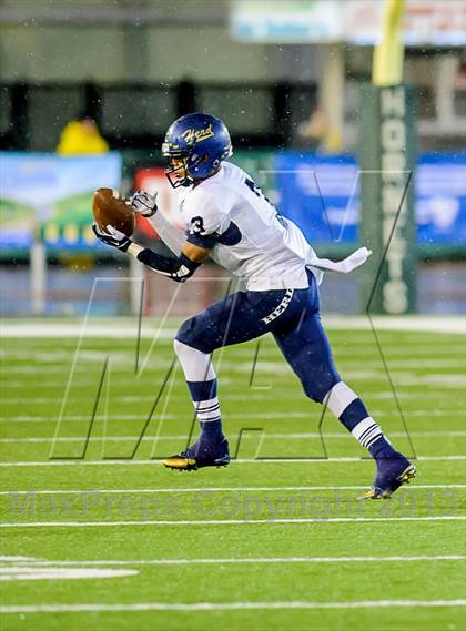 Thumbnail 3 in Elk Grove vs. Del Oro (CIF SJS D2 Final) photogallery.