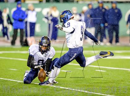 Thumbnail 2 in Elk Grove vs. Del Oro (CIF SJS D2 Final) photogallery.