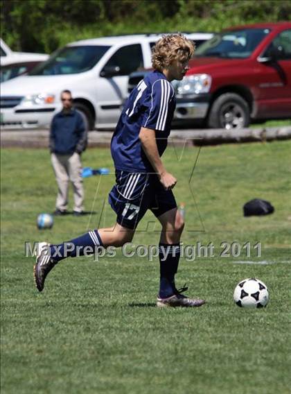 Thumbnail 2 in Seymour vs. Pigeon Forge photogallery.