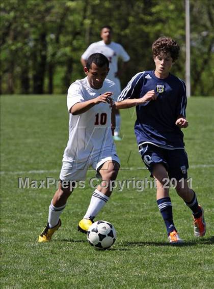 Thumbnail 2 in Seymour vs. Pigeon Forge photogallery.