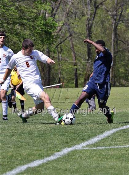 Thumbnail 3 in Seymour vs. Pigeon Forge photogallery.