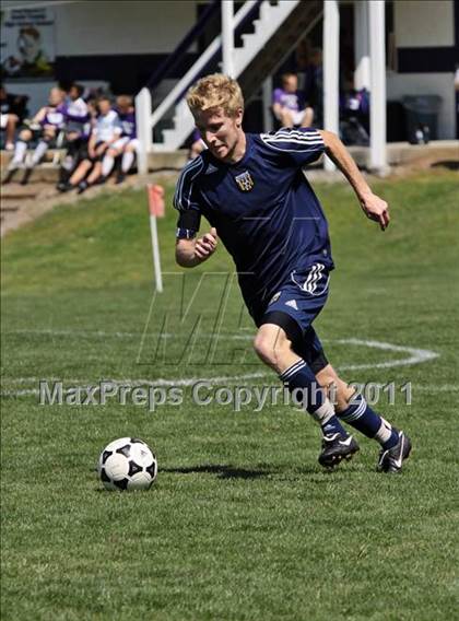 Thumbnail 3 in Seymour vs. Pigeon Forge photogallery.