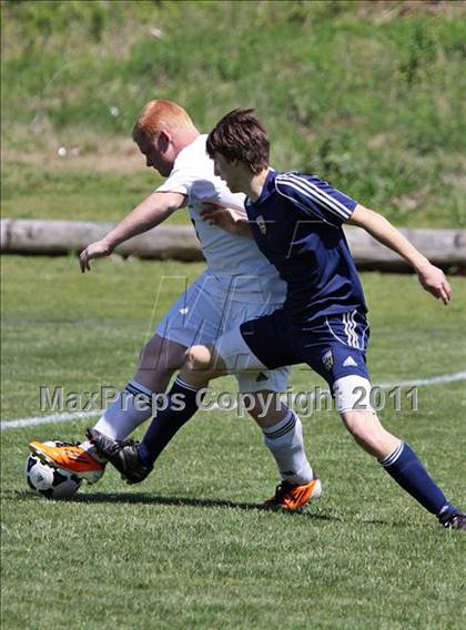 Thumbnail 3 in Seymour vs. Pigeon Forge photogallery.