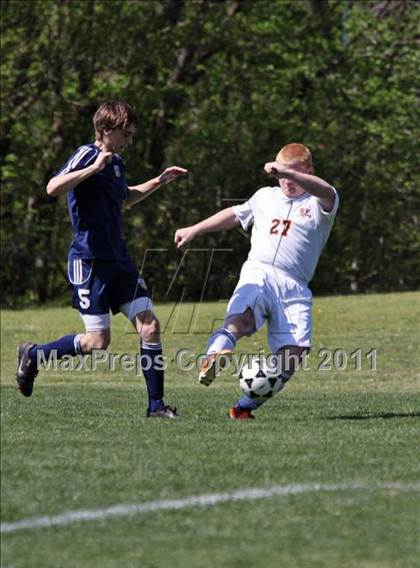Thumbnail 2 in Seymour vs. Pigeon Forge photogallery.