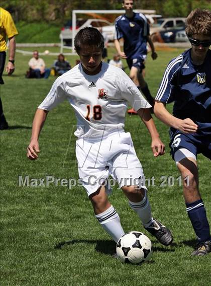 Thumbnail 1 in Seymour vs. Pigeon Forge photogallery.