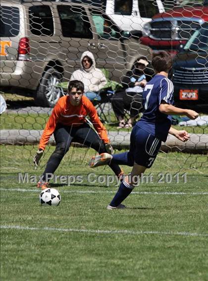 Thumbnail 3 in Seymour vs. Pigeon Forge photogallery.