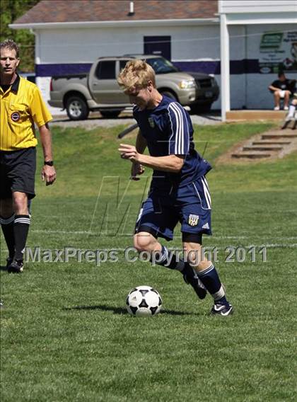 Thumbnail 1 in Seymour vs. Pigeon Forge photogallery.