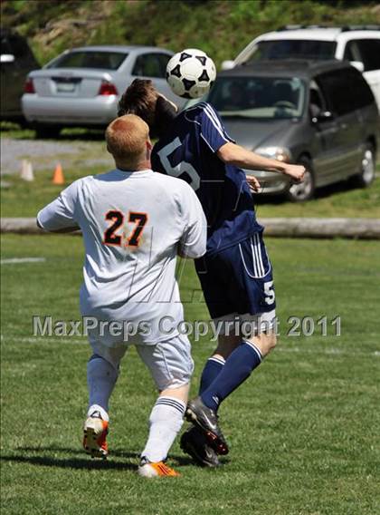 Thumbnail 2 in Seymour vs. Pigeon Forge photogallery.