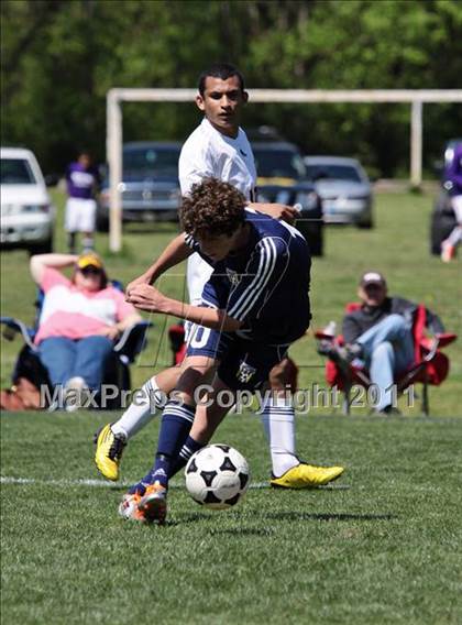 Thumbnail 3 in Seymour vs. Pigeon Forge photogallery.