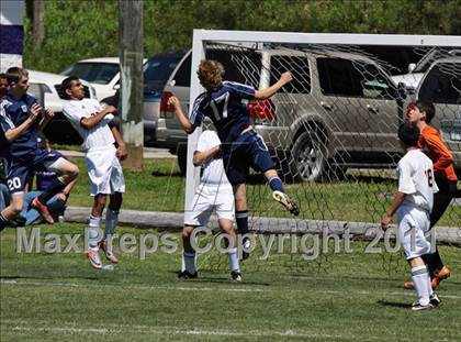 Thumbnail 3 in Seymour vs. Pigeon Forge photogallery.