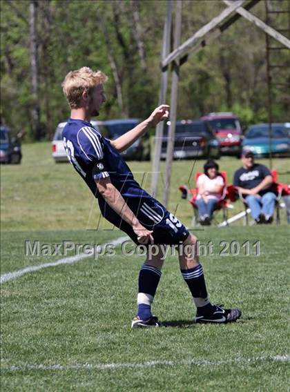 Thumbnail 3 in Seymour vs. Pigeon Forge photogallery.