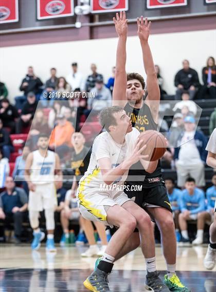 Thumbnail 3 in Leigh v Leland (CIF CCS D2 Semifinals) photogallery.
