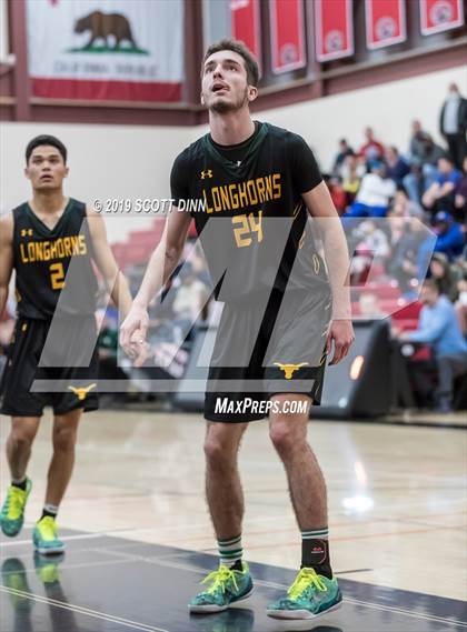 Thumbnail 2 in Leigh v Leland (CIF CCS D2 Semifinals) photogallery.