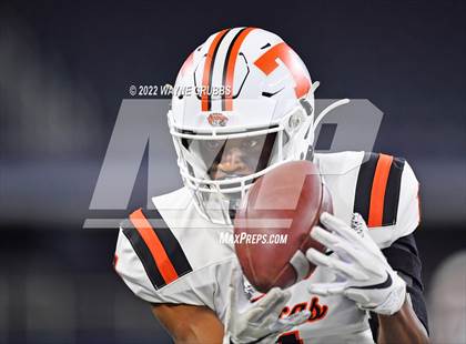 Thumbnail 2 in Texas vs. Lone Star photogallery.