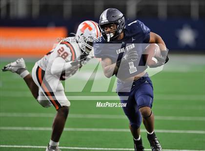 Thumbnail 2 in Texas vs. Lone Star photogallery.