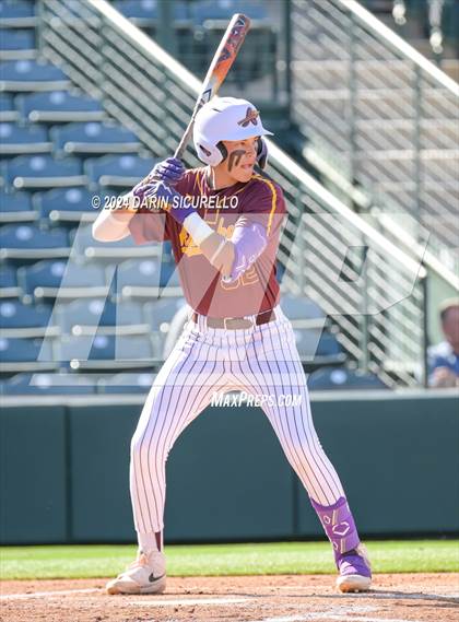 Thumbnail 3 in Nogales vs Sunrise Mountain (AIA 5A Round 3B Playoff) photogallery.
