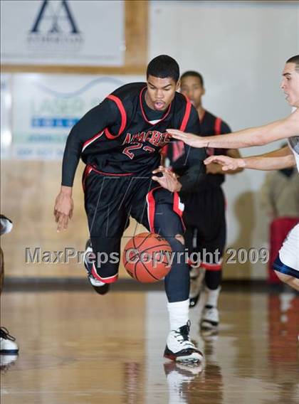 Thumbnail 1 in Clovis East vs. Centennial (Modesto Christian Holiday Hoops)  photogallery.