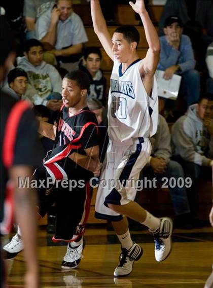 Thumbnail 3 in Clovis East vs. Centennial (Modesto Christian Holiday Hoops)  photogallery.