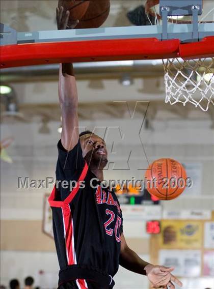 Thumbnail 1 in Clovis East vs. Centennial (Modesto Christian Holiday Hoops)  photogallery.