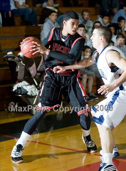 Thumbnail 3 in Clovis East vs. Centennial (Modesto Christian Holiday Hoops)  photogallery.