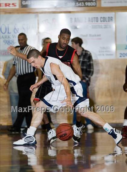 Thumbnail 3 in Clovis East vs. Centennial (Modesto Christian Holiday Hoops)  photogallery.