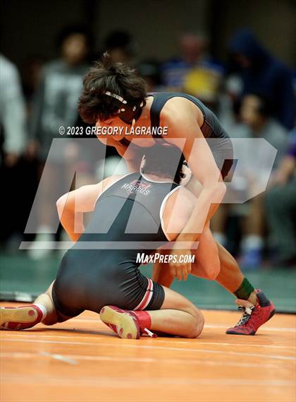 Thumbnail 2 in UIL 6A Region 1 Championships photogallery.