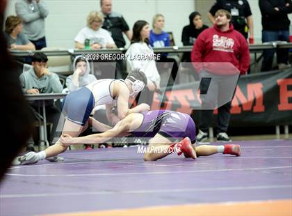 Thumbnail 1 in UIL 6A Region 1 Championships photogallery.